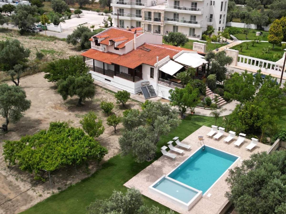 Villa Sunny Countryside - With Private Pool